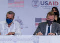 Presidente firma acuerdo con USAID