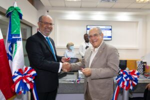 Dr. Jesús Feris Iglesias, Superintendente de Salud y Riesgos Laborales, deja inaugurada SISALRIL apertura Punto GOB Santo Domingo Este
