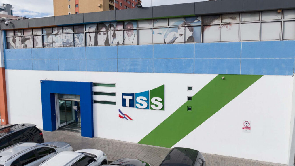 Foto de la Fachada de la TSS.