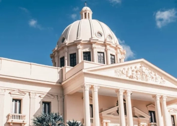 Facgada del Palacio Nacional de la República Dominicana (foto de PaginaUno.Do)