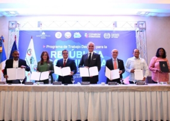 Entidades firman acuerdo para promover el trabajo decente en República Dominicana