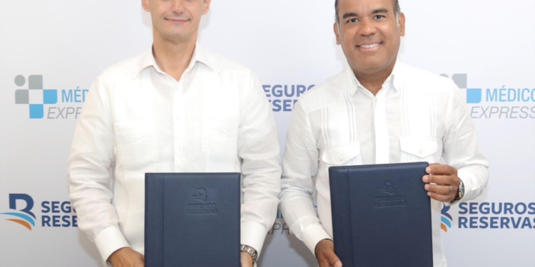 Seguros Reservas firma acuerdo con el Centro Médico Express