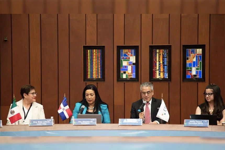 Imagen autoridades de la Conferencia Interamericana de Seguridad Social.