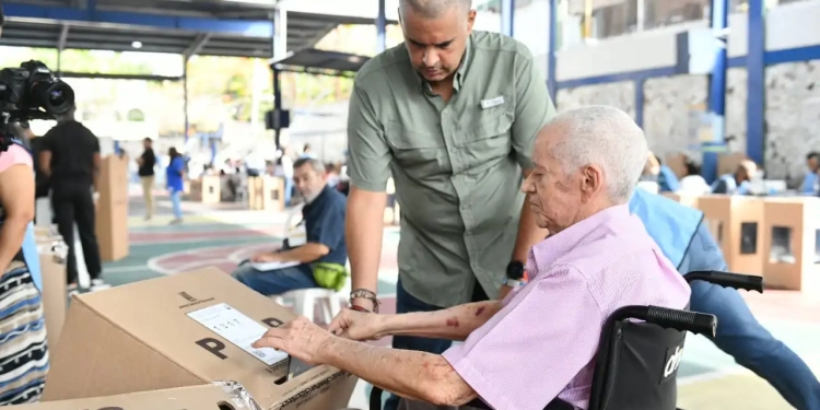 Adultos Mayores en las Elecciones Presidenciales y Congresuales