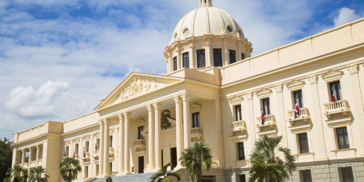 Fotografía Facha de el Palacio Nacional de la República Dominicana