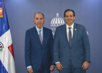 Ministros Víctor Atallah y Franklin García Fermín. (LaSeguridadSocial.Do)