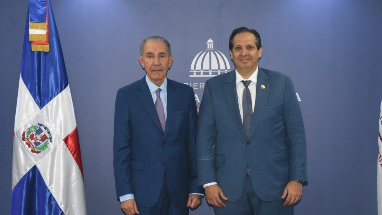 Ministros Víctor Atallah y Franklin García Fermín. (LaSeguridadSocial.Do)