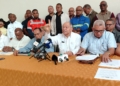 Líderes de las centrales sindicales Confederación Nacional de Trabajadores Dominicanos (CNTD), Confederación Autónoma Sindical Clasista (CASC) y la Confederación Nacional de Unidad Sindical (CNUS), encabezadas por sus presidentes Jacobo Ramos, Gabriel del Río y Rafael “Pepe” Abreu. (LaSeguridadSocial.Do)