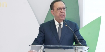 Héctor Valdez Albizu, Gobernador del Banco Central de la República Dominicana (LaSeguridadSocial.Do)