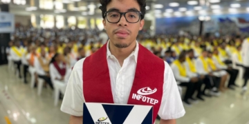 René Alejandro Fortunato Vázquez, hijo del reconocido director y documentalista. (LaSeguridadSocial.Do)