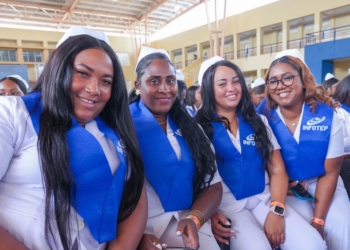 Graduandas de INFOTEP (Archivo de LaSeguridadSocial.Do)