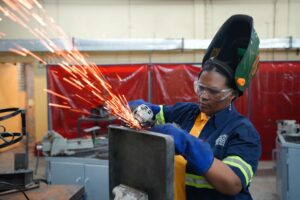 Aprendiz de Soldadura industrial INFOTEP - (LaSeguridadSocial.Do)