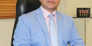 Dr. Julio Landròn, director ejecutivo del Servicio Nacional de Salud. (LaSeguridadSocial.Do)