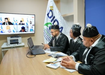 Miembros de la dirección Legal de la DIDA mientras participan en la audiencia virtual ante el TSA (LaSeguridadSocial.Do)