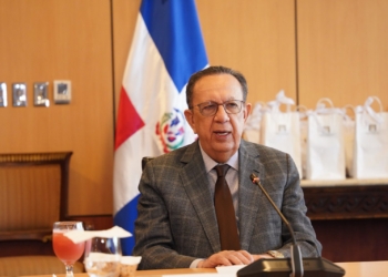 El IMAE del Banco Central registró un crecimiento interanual de 4.6 % en julio de 2026, con la construcción y los servicios financieros como sectores líderes. (Fuente: BCRD)