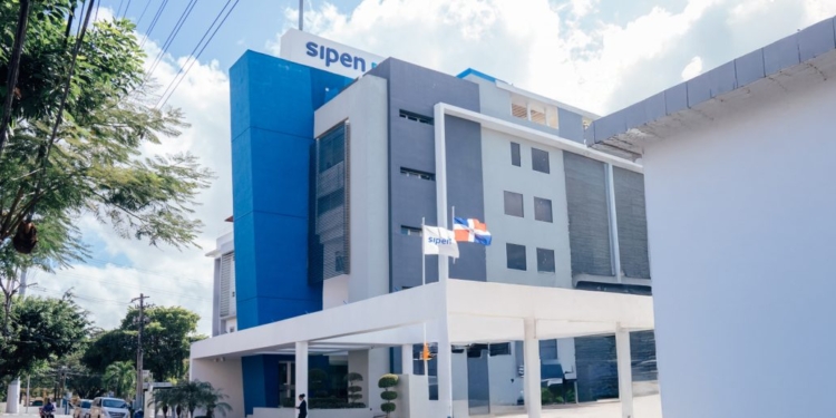 La SIPEN informó que el Sistema Dominicano de Pensiones obtuvo calificación C+ en el Marsh CFA Institute Global Pension Index 2026. (Foto: SIPEN)