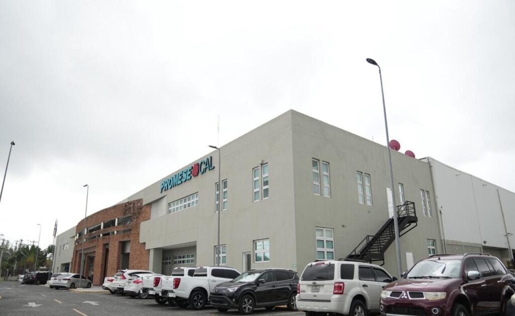 Promese/CAL anunció la incorporación de 34 millones de unidades de medicamentos esenciales para abastecer la red de Farmacias del Pueblo. (Foto: Presidencia RD)